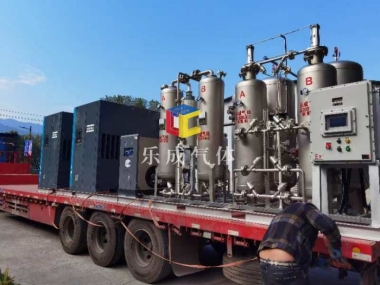 小尺寸制氮機(jī).jpg 小尺寸制氮機(jī).jpg