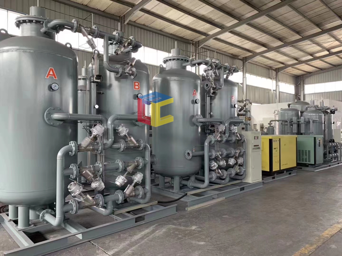 PSA制氮機(jī).jpg PSA制氮機(jī).jpg